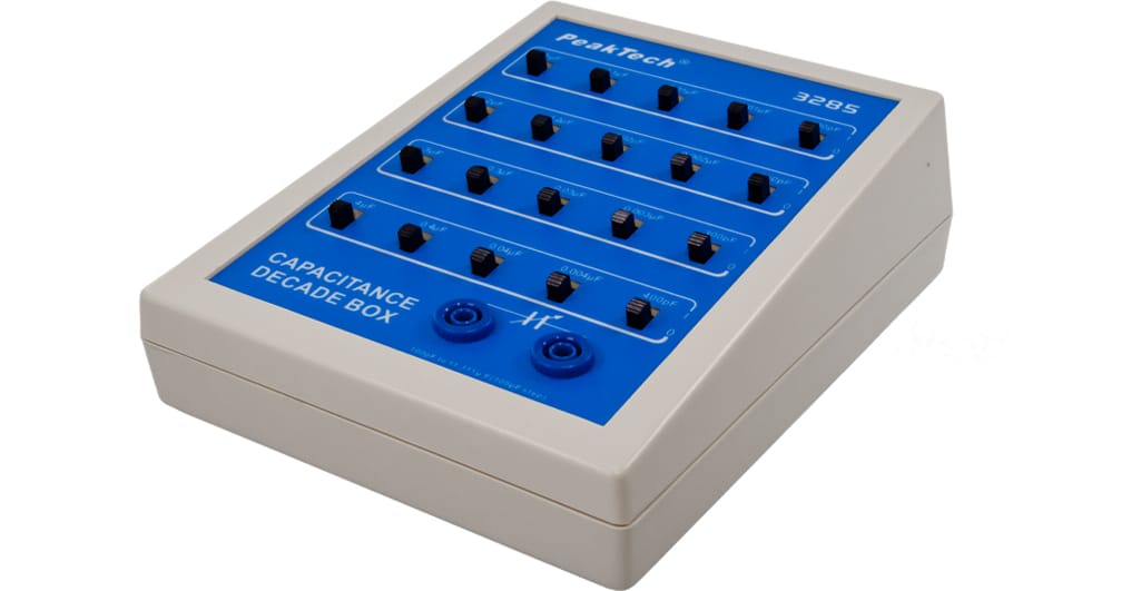 PeakTech® P 3285 Capacitance decade