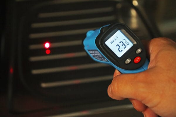PeakTech® P 4940 Mini IR Thermometer -50°C ... +600°C ~ 12:1 - Image 10